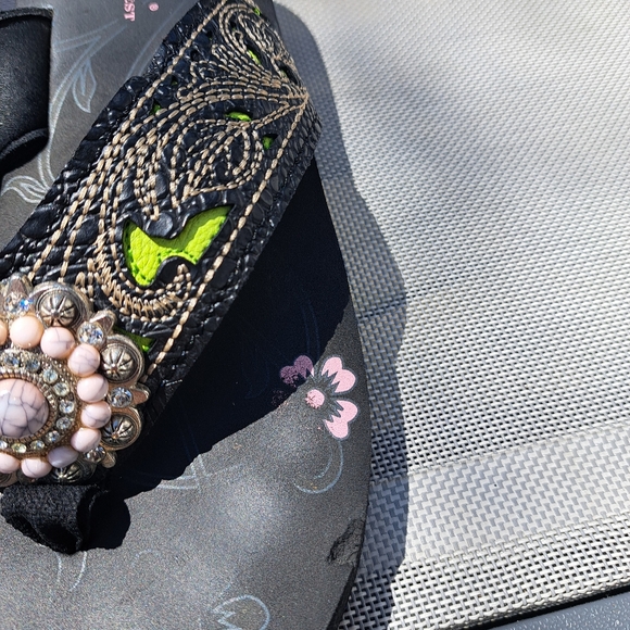 Corky's sandals - Picture 6 of 6